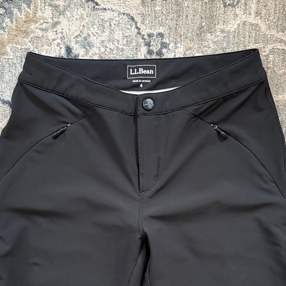 L.L. Bean Women’s Activewear Trail Hiking Pants - Picture 2 of 4